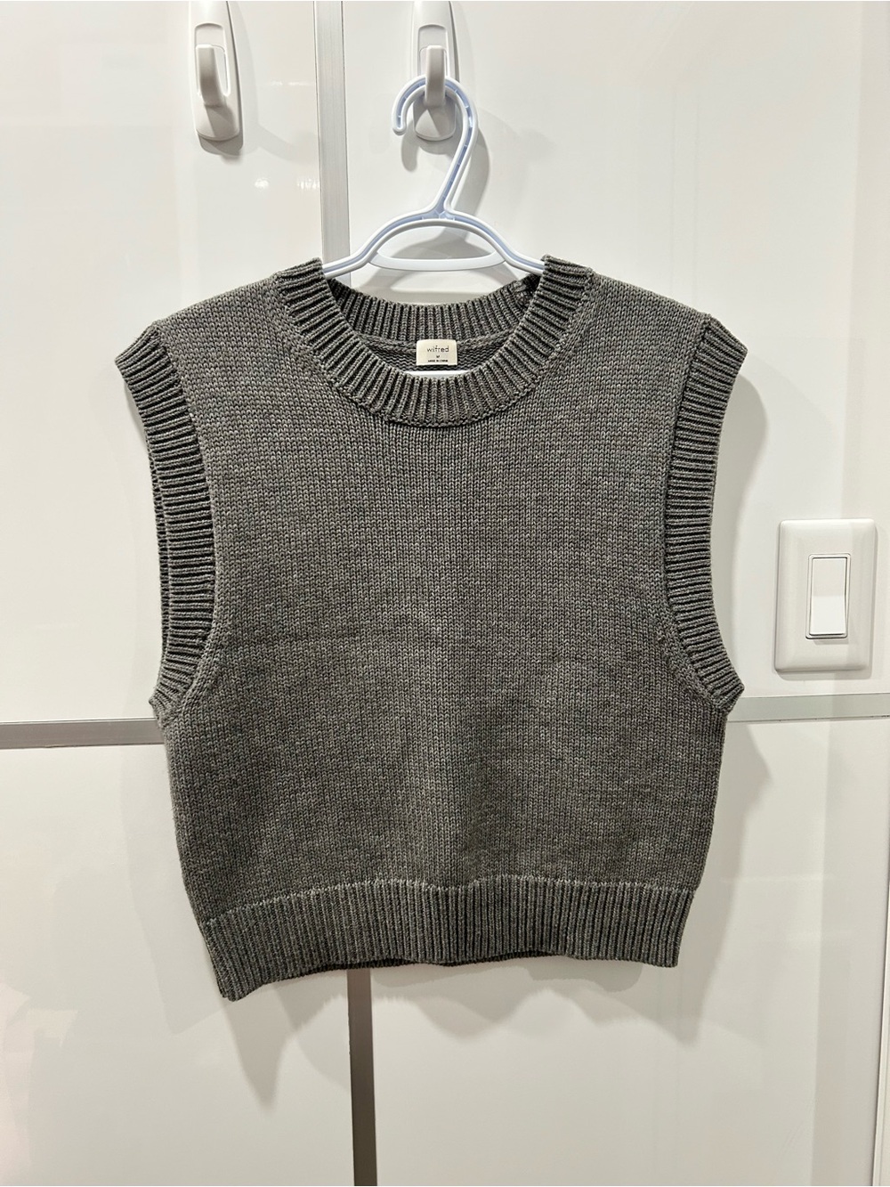 Wilfred Gray Ribbed Crewneck Knit Sweater Vest